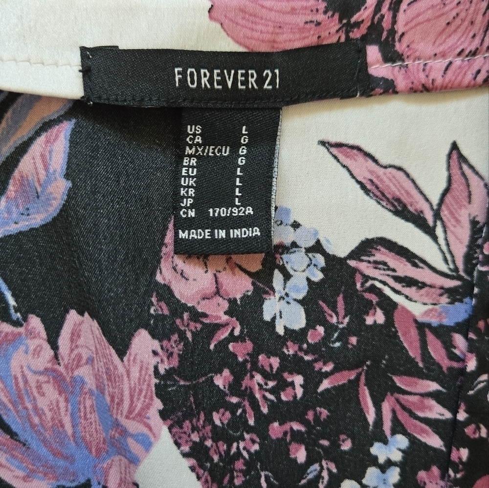 Forever 21 Floral Bell Sleeve Tie Front Cropped Blouse Size Large - Picture 5 of 10
